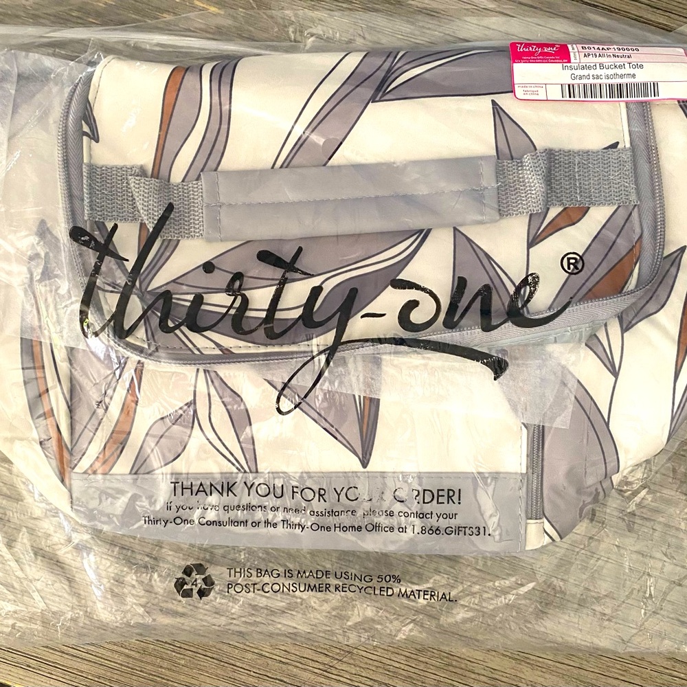 Thirty-One Insulated Bucket tote.